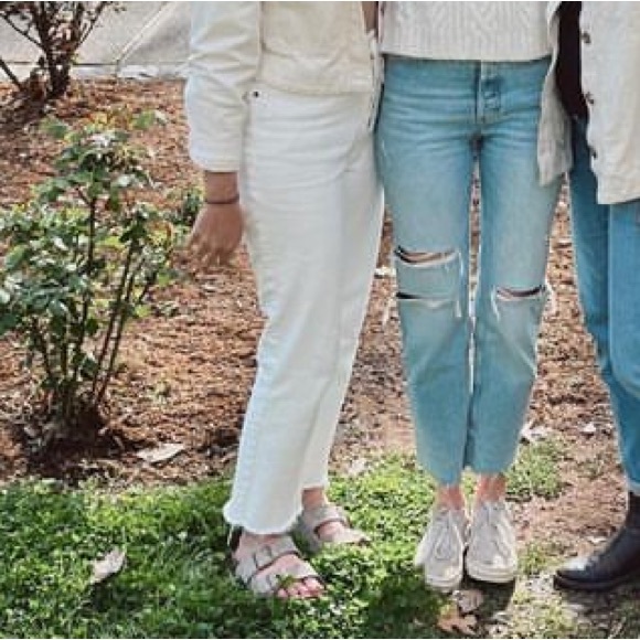 Abercrombie Ultra High Rise Straight White Jeans - curve love - Picture 8 of 8